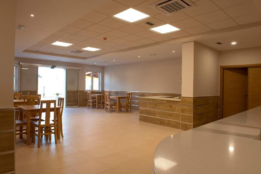 Hotel La Puerta De Arzúa Eksteriør bilde